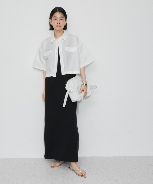 ADAM ET ROPE'(アダムエロペ)の「【逸品】・【サステナブル】クロップドギャザリングシャツ(シャツ/ブラウス・レディース・ホワイト/ブラック/ブルー系その他6・FREE)」の8枚目の写真
