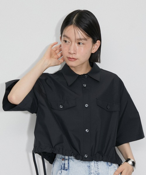 ADAM ET ROPE'(アダムエロペ)の「【逸品】・【サステナブル】クロップドギャザリングシャツ(シャツ/ブラウス・レディース・ホワイト/ブラック/ブルー系その他6・FREE)」の18枚目の写真