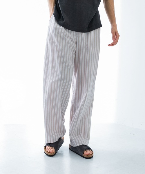 URBAN RESEARCH(アーバンリサーチ)の「ストライプイージーパンツ(その他パンツ・メンズ・ブラック/ブラウン系その他・MEDIUM/LARGE)」の13枚目の写真