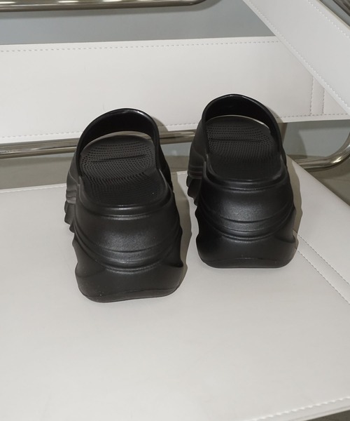 chuclla（チュクラ）の「ウェーブソール 厚底サンダル chs25s009（サンダル・レディース・サンドベージュ/ブラック・L/M/S）」の18枚目の写真