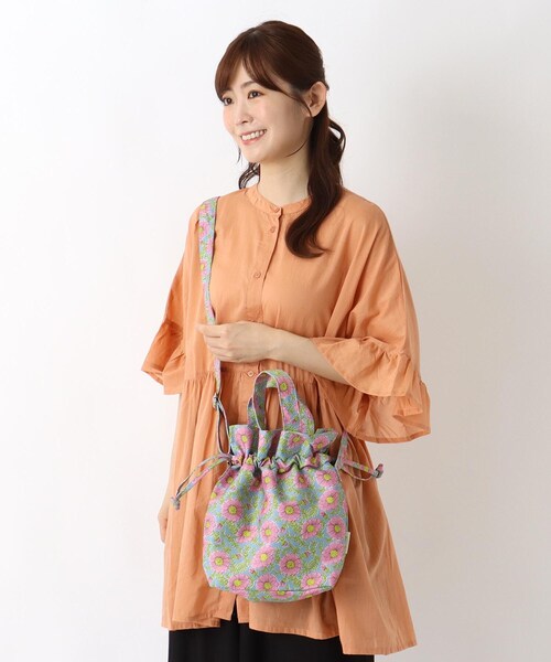 one'sterrace(ワンズテラス)の「ブロックプリント 巾着2WAYバッグ(トートバッグ・レディース・ブルー系その他7/グリーン系その他6/イエロー系8・99)」の17枚目の写真