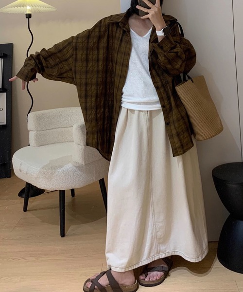 Lace Ladies(レースレディース)の「チェック柄 オーバーサイズ 長袖 ロング シャツ(シャツ/ブラウス・レディース・ホワイト/ブラック/モカ・FREE)」の15枚目の写真