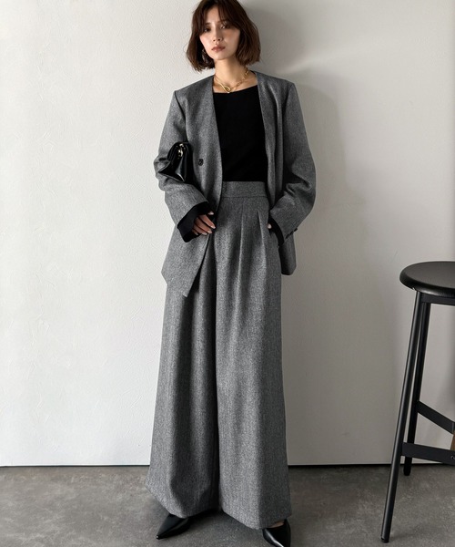 Classical Evon(クラシカルエヴォン)の「【Classical Evon】オンもオフも、品よくモードに。ヘリンボーン2タックスラックスパンツ(セットアップ可)(スラックス・レディース・チャコール/グレー・X-LARGE/SMALL/MEDIUM/LARGE)」の10枚目の写真
