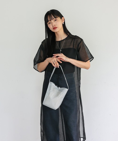 VitaFelice（ヴィータフェリーチェ）の「巾着ポーチ付きチュールメッシュミニバッグ（ハンドバッグ・レディース・ブラック/シルバー・FREE）」の9枚目の写真