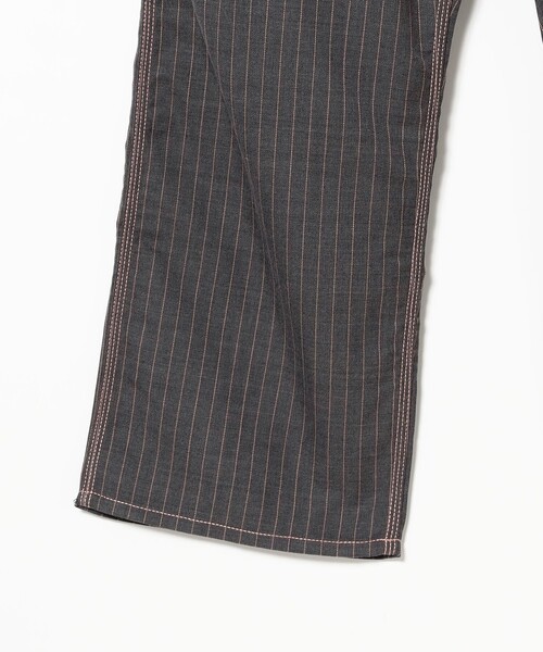 BEAMS PLUS(ビームスプラス)の「ユニフォーム サージ ピンストライプ ペインターパンツ(その他パンツ・メンズ・カーキ/グレー・S/XL/L/M)」の17枚目の写真