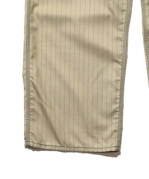 BEAMS PLUS(ビームスプラス)の「ユニフォーム サージ ピンストライプ ペインターパンツ(その他パンツ・メンズ・カーキ/グレー・S/XL/L/M)」の22枚目の写真