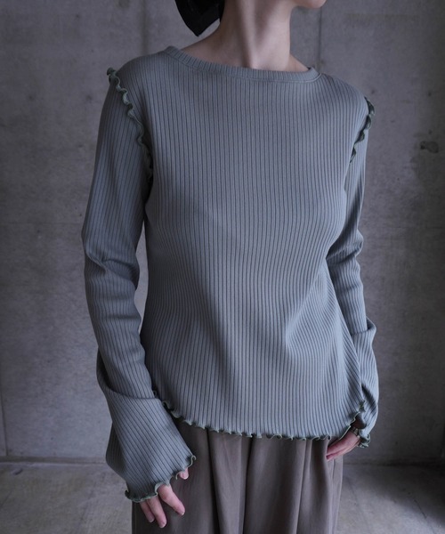 k3&co.（ケイスリーアンドコー）の「Thumbhole ribbed top（Tシャツ/カットソー・レディース・レッド/ブラック/セージグリーン・ONE SIZE）」の17枚目の写真