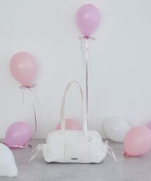 Maison de FLEUR（メゾンドフルール）の「サイドリボンパファーボストンバッグ（ボストンバッグ）」