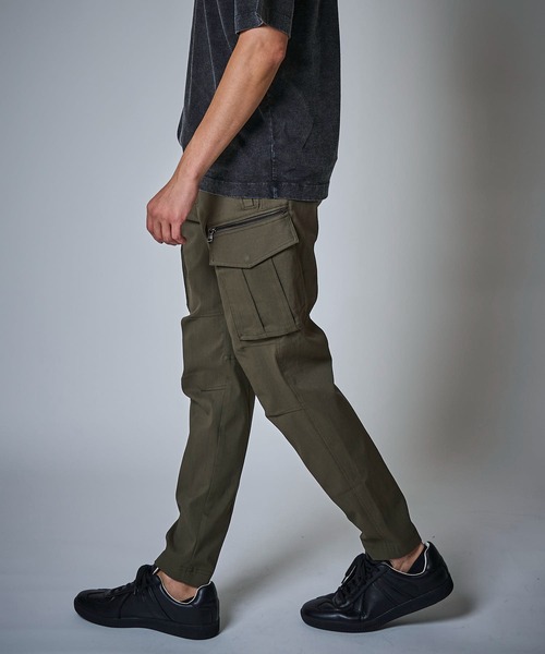 TETE HOMME（テットオム）の「【WEB限定】 STRETCH CARGO PANTS / ストレッチカーゴパンツ（カーゴパンツ・メンズ・ブラック/カーキ/カーキオリーブ・MEDIUM/LARGE/X-LARGE）」の12枚目の写真