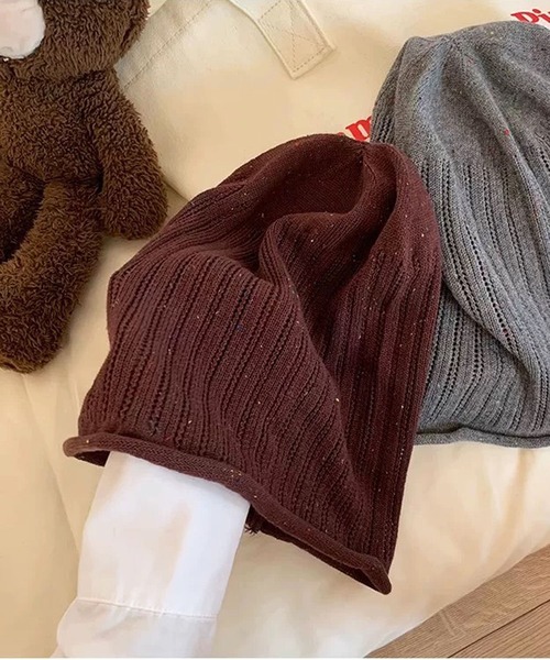 BARELY BLUE（ベアリーブルー）の「【 BARELY BLUE / ベアリーブルー 】 スロームード ニットビーニー（ショルダーバッグ・レディース・アイボリー/グレー/ブラウン/ダークグレー・FREE）」の9枚目の写真