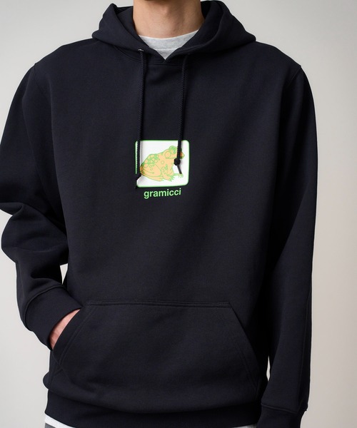 Gramicci(グラミチ)の「TOAD HOODED SWEATSHIRT|トードフーデッドスウェットシャツ(パーカー・メンズ・ヘザーグレー/ダークネイビー/ダークブラウン系・S/L/XL/M/XXL)」の1枚目の写真