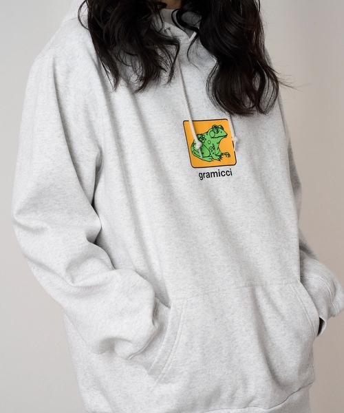Gramicci(グラミチ)の「TOAD HOODED SWEATSHIRT|トードフーデッドスウェットシャツ(パーカー・メンズ・ヘザーグレー/ダークネイビー/ダークブラウン系・S/L/XL/M/XXL)」の2枚目の写真
