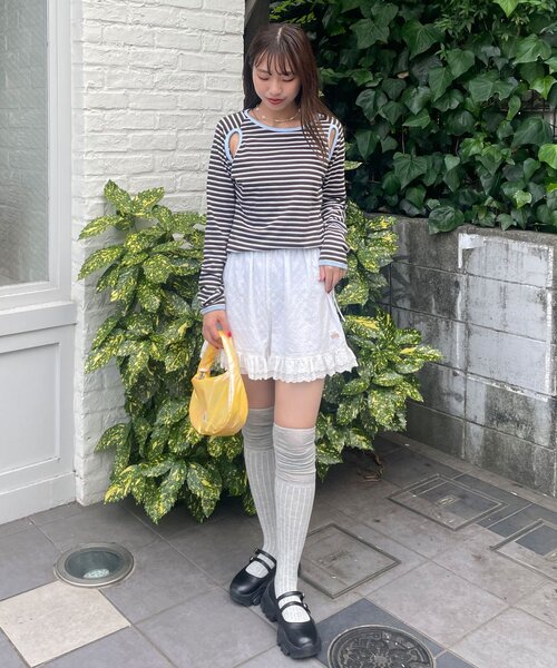 HELLO.SANFRANCISCO(ハローサンフランシスコ)の「【HELLO.SANFRANCISCO/ハローサンフランシスコ】カットアウトマルチボーダーTEE(Tシャツ/カットソー・レディース・ブラウン/オフホワイト/グレー・ONE SIZE)」の20枚目の写真