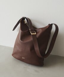 新品タグ付き　ラシット　牛革　ショルダーバッグブラウン 新品タグ付き新作russet ラシットショルダーバッグブラウン