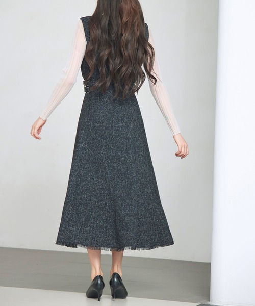 SAISON DE PAPILLON(セゾンドパピヨン)の「ノースリーブ Vネックワンピース(ワンピース・レディース・ブラック/グレー・S/M/L)」の6枚目の写真