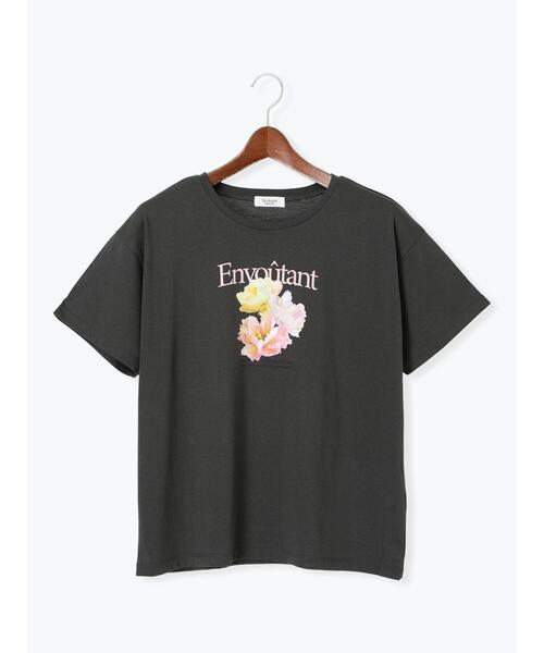 Te chichi TERRASSE（テチチテラス）の「フラワーモチーフプリントTシャツ（Tシャツ/カットソー・レディース・ブラック/チャコールグレー/オフホワイト・F）」の3枚目の写真