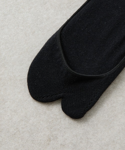 COLONY 2139(コロニートゥーワンスリーナイン)の「足袋カバーソックス(ソックス/靴下・レディース・ホワイト/ブラック・23-25)」の5枚目の写真