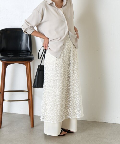 Jena espace merveilleux（ジェナ　エスパスメルヴェイユ）の「サテン切替レースキャミワンピース（ワンピース・レディース・ブラック/オフホワイト・FREE）」の5枚目の写真