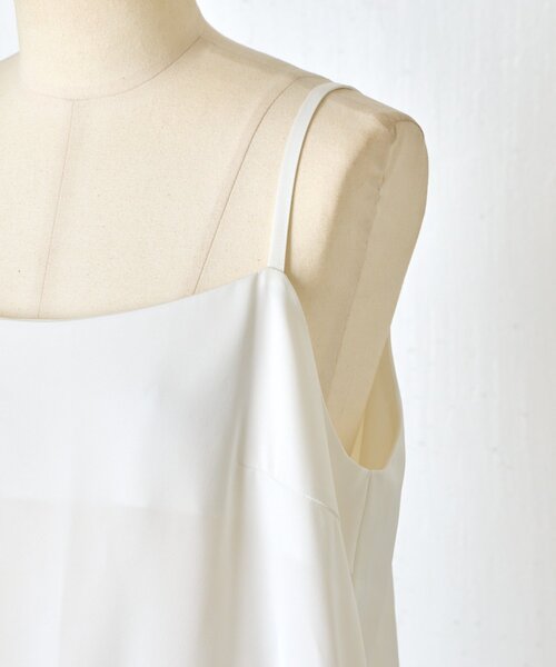 Jena espace merveilleux（ジェナ　エスパスメルヴェイユ）の「サテン切替レースキャミワンピース（ワンピース・レディース・ブラック/オフホワイト・FREE）」の18枚目の写真