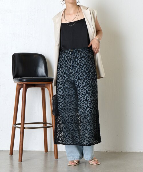 Jena espace merveilleux（ジェナ　エスパスメルヴェイユ）の「サテン切替レースキャミワンピース（ワンピース・レディース・ブラック/オフホワイト・FREE）」の14枚目の写真