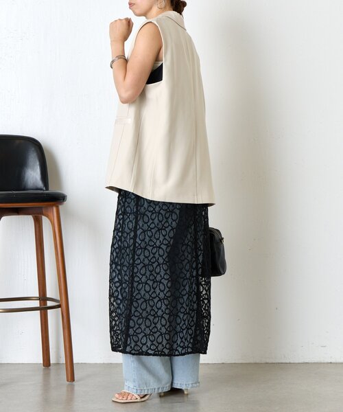 Jena espace merveilleux（ジェナ　エスパスメルヴェイユ）の「サテン切替レースキャミワンピース（ワンピース・レディース・ブラック/オフホワイト・FREE）」の12枚目の写真