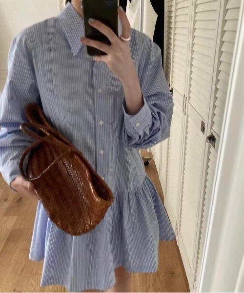 cammie(キャミー)の「シャツ切り替えミニワンピース(シャツワンピース・レディース・ブルー/ホワイト・L/M)」の1枚目の写真