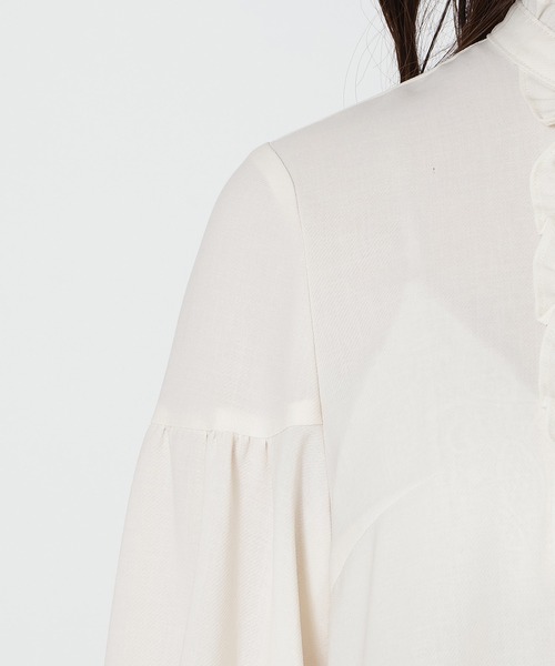 Rose Tiara（ローズティアラ）の「【接触冷感/イージーケア/手洗いOK】フリルブラウス（シャツ/ブラウス・レディース・オフホワイト/オレンジ/ブラック・46/42/38）」の20枚目の写真