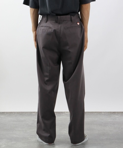RED KAP(レッドキャップ)の「【RED KAP(レッドキャップ)】別注T/Cツイルワイドパンツ(チノパンツ・メンズ・ベージュ/グレー/ブラック・MEDIUM/LARGE)」の15枚目の写真