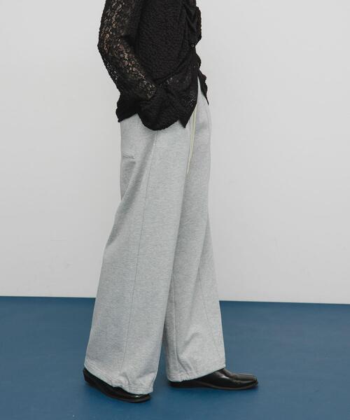 KBF  タイパンツ  グレー セール】ピンタックスウェットパンツ（その他パンツ）｜KBF