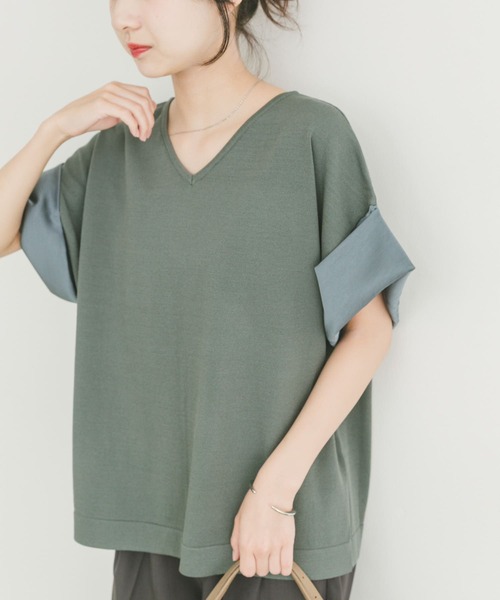 ITEMS URBANRESEARCH(アイテムズ アーバンリサーチ)の「Vネックドッキングニット(ニット/セーター・レディース・ブラック/グリーン/モカ・FREE)」の4枚目の写真