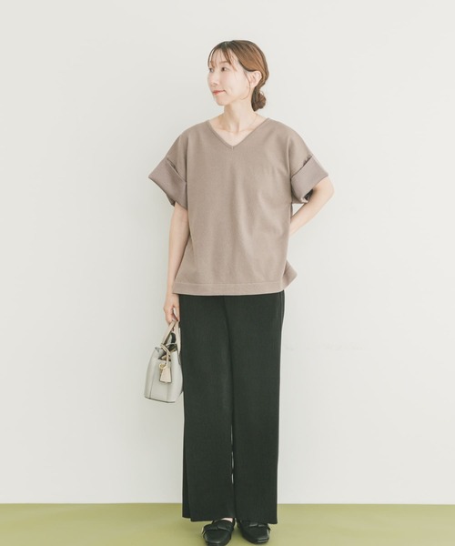 ITEMS URBANRESEARCH(アイテムズ アーバンリサーチ)の「Vネックドッキングニット(ニット/セーター・レディース・ブラック/グリーン/モカ・FREE)」の20枚目の写真