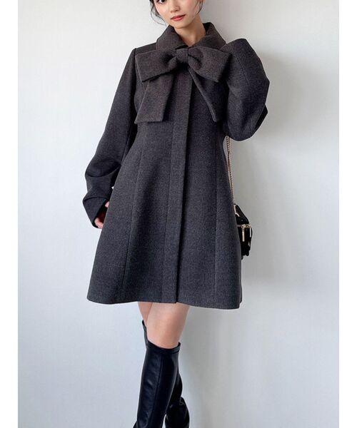 RESEXXY（リゼクシー）の「ビッグリボンミディコート【完売カラーは品番：1526100148で販売中】（その他アウター・レディース・アイボリー/チャコールグレー/ピンク・FREE）」の3枚目の写真