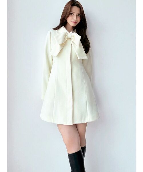 RESEXXY（リゼクシー）の「ビッグリボンミディコート【完売カラーは品番：1526100148で販売中】（その他アウター・レディース・アイボリー/チャコールグレー/ピンク・FREE）」の9枚目の写真