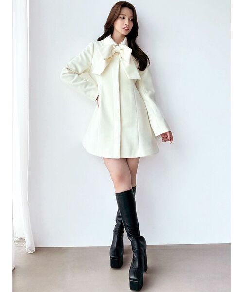 RESEXXY（リゼクシー）の「ビッグリボンミディコート【完売カラーは品番：1526100148で販売中】（その他アウター・レディース・アイボリー/チャコールグレー/ピンク・FREE）」の10枚目の写真