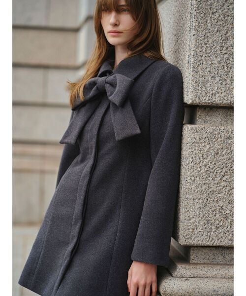 RESEXXY（リゼクシー）の「ビッグリボンミディコート【完売カラーは品番：1526100148で販売中】（その他アウター・レディース・アイボリー/チャコールグレー/ピンク・FREE）」の18枚目の写真