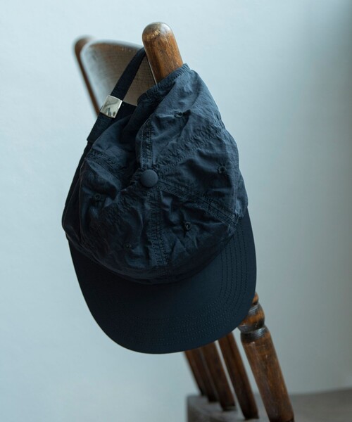 KIJIMA TAKAYUKI(キジマ タカユキ)の「《別注》【KIJIMA TAKAYUKI/キジマ タカユキ】NYLON TSLAN BB CAP(キャップ・メンズ・ブラック/ブルー系その他4/チャコールグレー/ダークブラウン/レッド・FREE)」の2枚目の写真