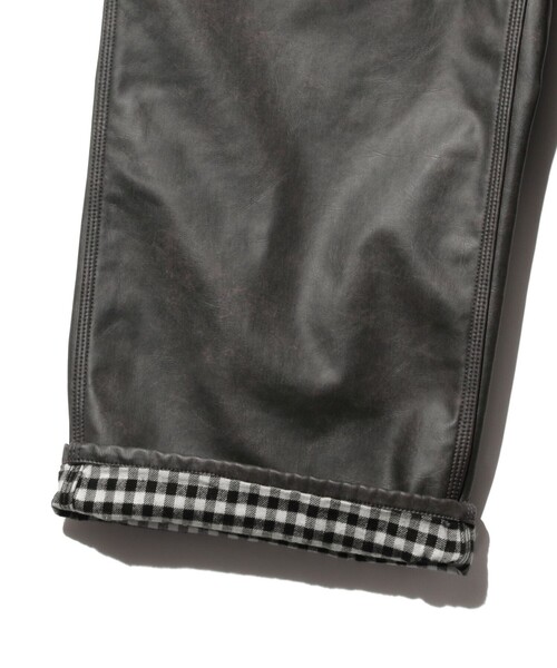 BEAMS PLUS（ビームスプラス）の「エイジド フェイクレザー ペインター パンツ（その他パンツ・メンズ・ブラック/ブラウン・M/L/S/XL）」の9枚目の写真