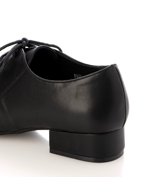 Fin（フィン）の「レースアップシューズ【低反発スポンジ入り】（ドレスシューズ・レディース・ブラック/ブラック系その他/アイボリー・24cm/23.5cm/23cm/22.5cm/25cm/24.5cm）」の8枚目の写真