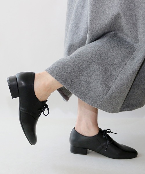 Fin（フィン）の「レースアップシューズ【低反発スポンジ入り】（ドレスシューズ・レディース・ブラック/ブラック系その他/アイボリー・24cm/23.5cm/23cm/22.5cm/25cm/24.5cm）」の12枚目の写真