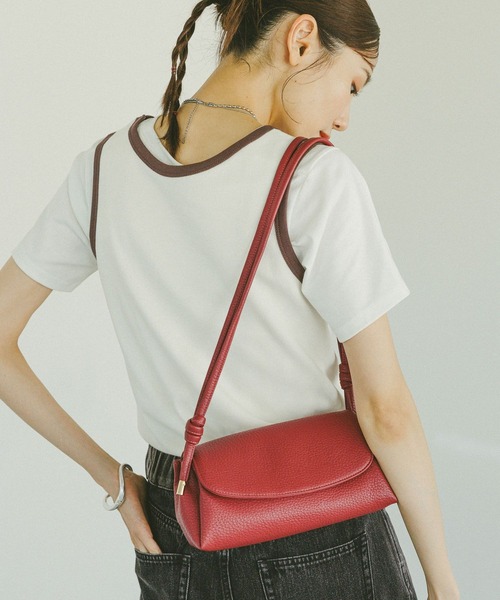 GLOBAL WORK(グローバルワーク)の「スペ軽お財布ショルダー2/580785(ショルダーバッグ・レディース・レッド/ベージュ/ブラック/イエロー/アイボリー・ONE SIZE)」の9枚目の写真