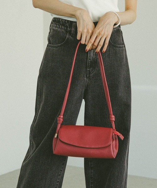 GLOBAL WORK(グローバルワーク)の「スペ軽お財布ショルダー2/580785(ショルダーバッグ・レディース・レッド/ベージュ/ブラック/イエロー/アイボリー・ONE SIZE)」の8枚目の写真