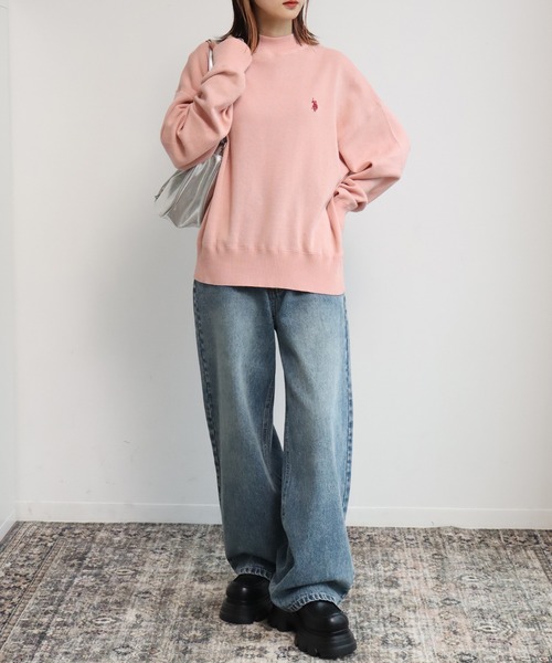 U.S. POLO ASSN.(ユーエスポロアッスン)の「【U.S. POLO ASSN./ユーエスポロアッスン】ロゴ刺繍 スウェットライク クルーネック ニット セーター(ニット/セーター・レディース・モスグリーン/ピンク/オートミール・LL/L/M)」の5枚目の写真
