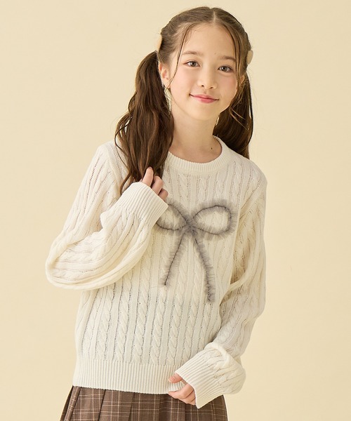 Amourire girl（アムリールガール）の「リボンチュールニットプルオーバー（ニット/セーター・キッズ・オフホワイト/グレー・150cm/140cm/160cm/130cm）」の2枚目の写真