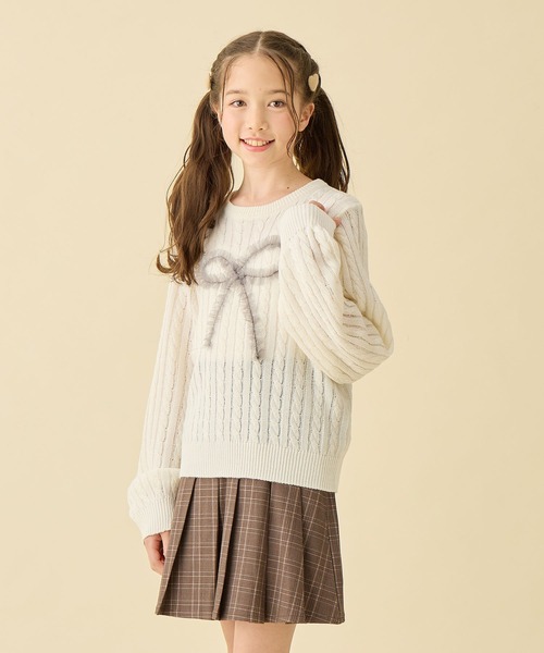 Amourire girl（アムリールガール）の「リボンチュールニットプルオーバー（ニット/セーター・キッズ・オフホワイト/グレー・150cm/140cm/160cm/130cm）」の14枚目の写真