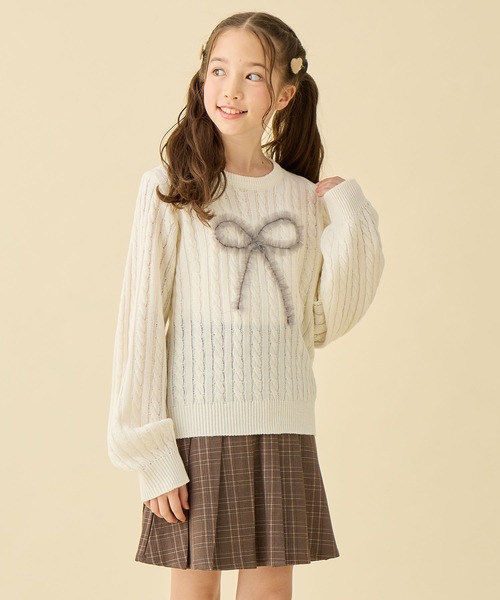 Amourire girl（アムリールガール）の「リボンチュールニットプルオーバー（ニット/セーター・キッズ・オフホワイト/グレー・150cm/140cm/160cm/130cm）」の15枚目の写真