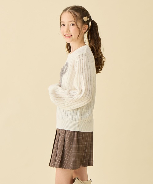 Amourire girl（アムリールガール）の「リボンチュールニットプルオーバー（ニット/セーター・キッズ・オフホワイト/グレー・150cm/140cm/160cm/130cm）」の17枚目の写真