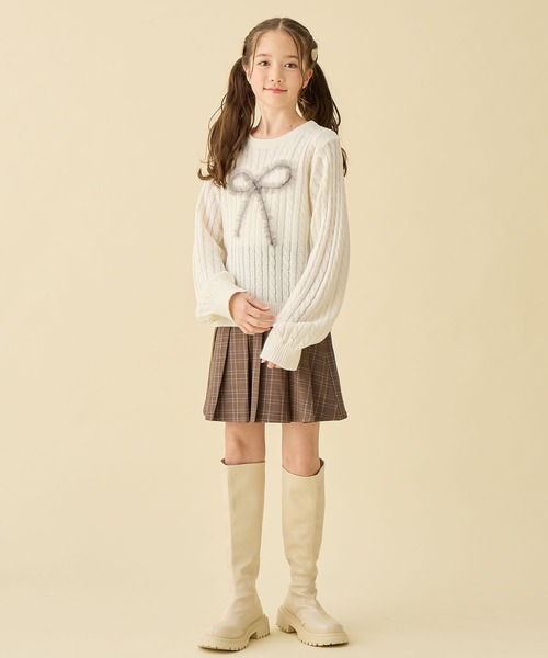 Amourire girl（アムリールガール）の「リボンチュールニットプルオーバー（ニット/セーター・キッズ・オフホワイト/グレー・150cm/140cm/160cm/130cm）」の9枚目の写真