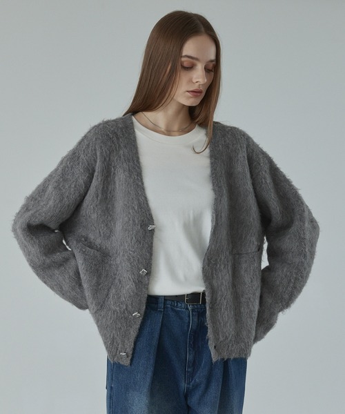 CALLNE（カルネ）の「【CALLNE】 Mohairmix V-neck Shaggyknit Cardigan / モヘア混Vネックシャギーニットカーディガン（カーディガン/ボレロ・メンズ・グレー/ブラック・L/M）」の17枚目の写真