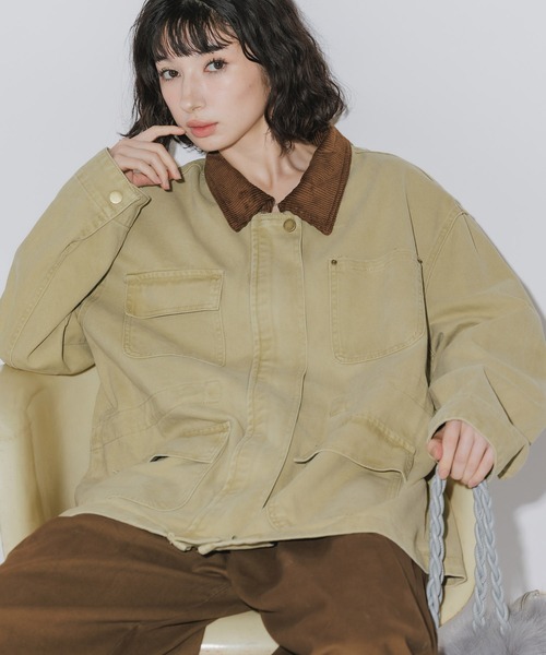 AO2(アオズ)の「Collar Corduroy Panel Design Coveralls / 襟コーデュロイ 切り替えデザイン カバーオール(カバーオール・レディース・カーキ/チャコール/グリーン・FREE)」の3枚目の写真