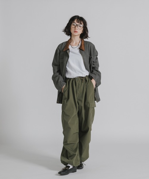 AO2(アオズ)の「Collar Corduroy Panel Design Coveralls / 襟コーデュロイ 切り替えデザイン カバーオール(カバーオール・レディース・カーキ/チャコール/グリーン・FREE)」の7枚目の写真